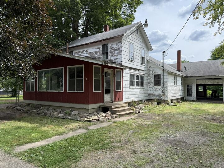 Property Photo:  121 Prentiss Street  MI 49227 