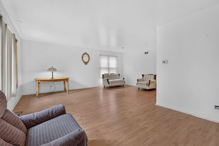 Property Photo:  7768 S Luella Avenue  IL 60649 