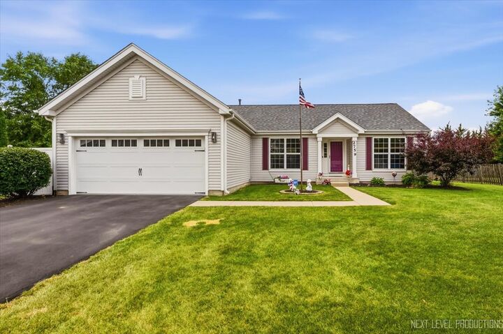Property Photo:  2759 Goldenrod Drive  IL 60560 