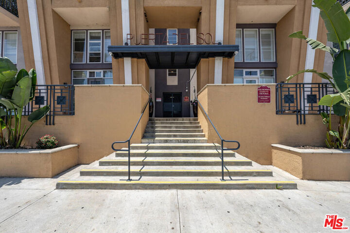 Property Photo:  360 W Avenue 26 107  CA 90031 