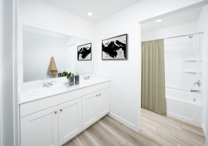Property Photo: 12648 Ironbow Way CA 95742
