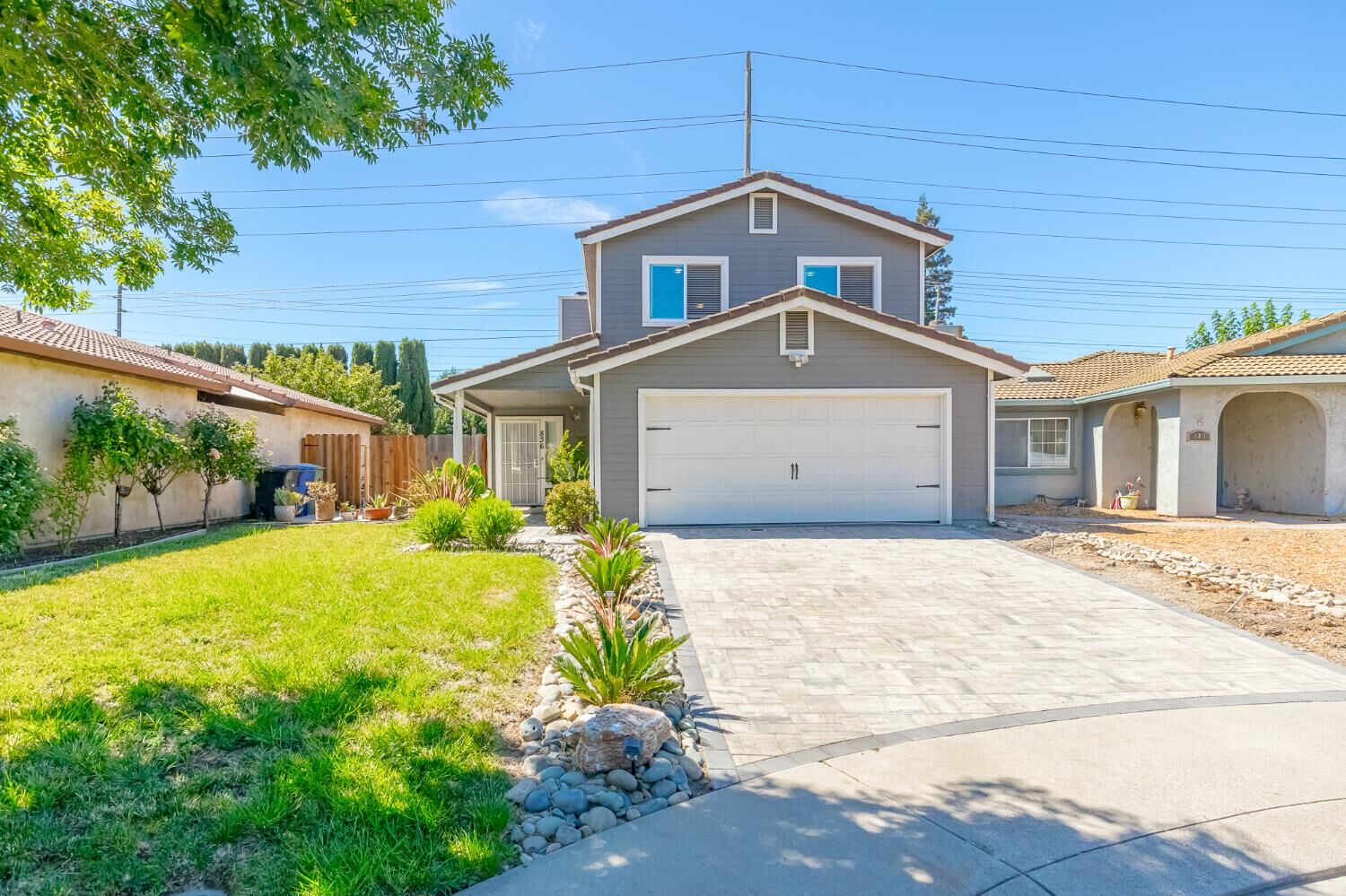 Property Photo:  836 Winery Way  CA 95356 