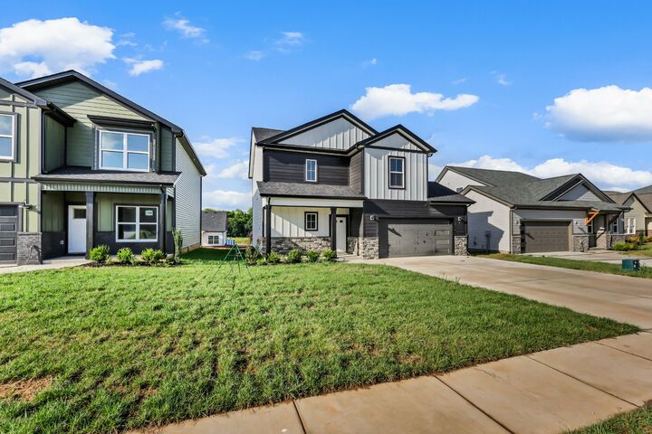 Property Photo:  2716 Brewster Dr  TN 37042 
