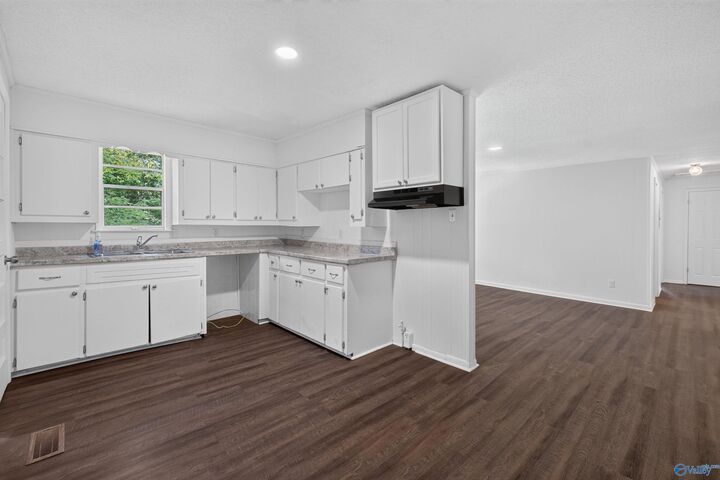 Property Photo: 1544 Hooks Lake Road AL 35901