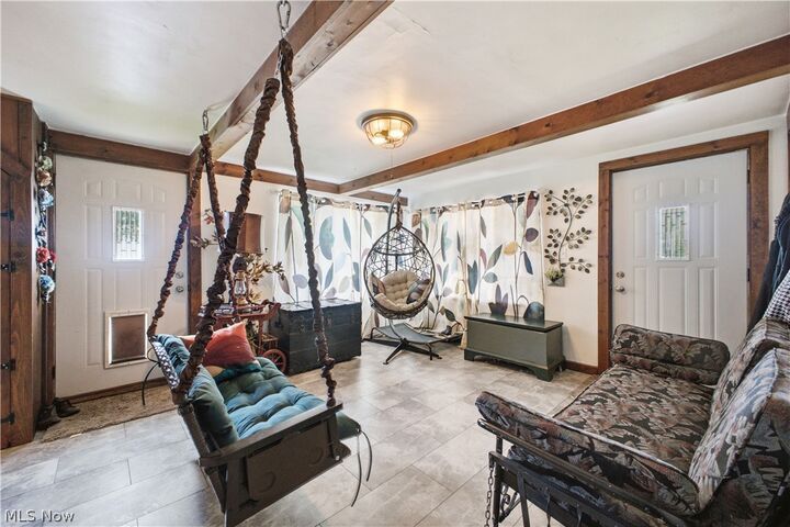 Property Photo:  1828 Grandview Road  OH 44429 