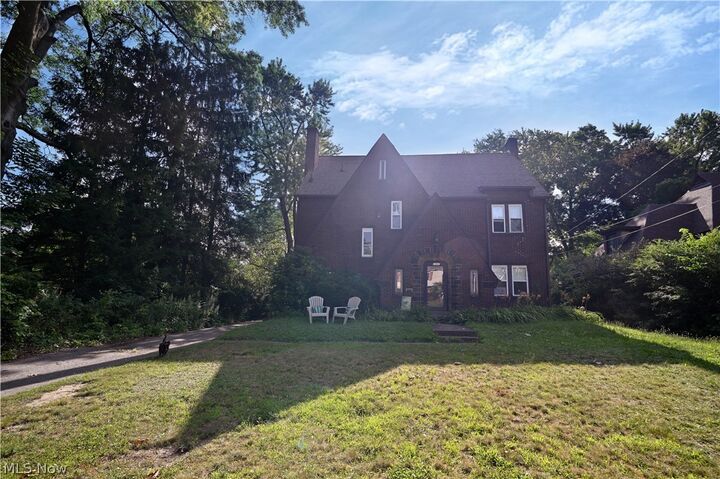 Property Photo:  2367 Selma Avenue  OH 44504 