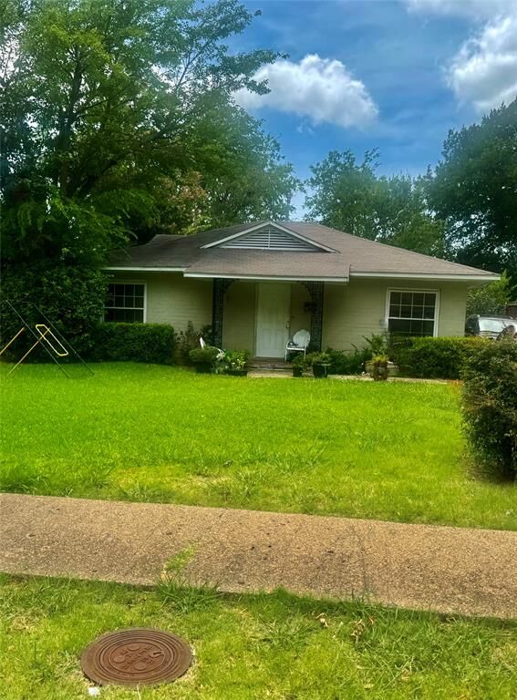 Property Photo:  7807 Robin Road  TX 75209 