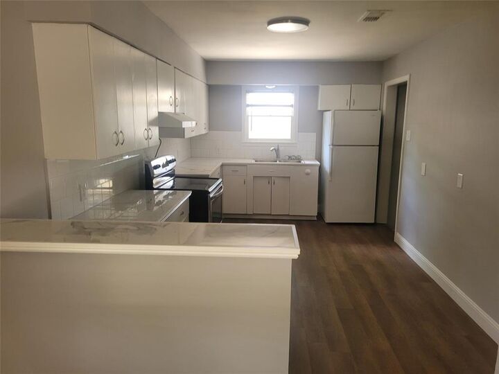 Property Photo:  3500 N 10th Street  TX 79603 