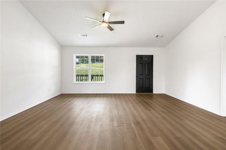 Property Photo:  5068 Highway 7 N  AR 72601 