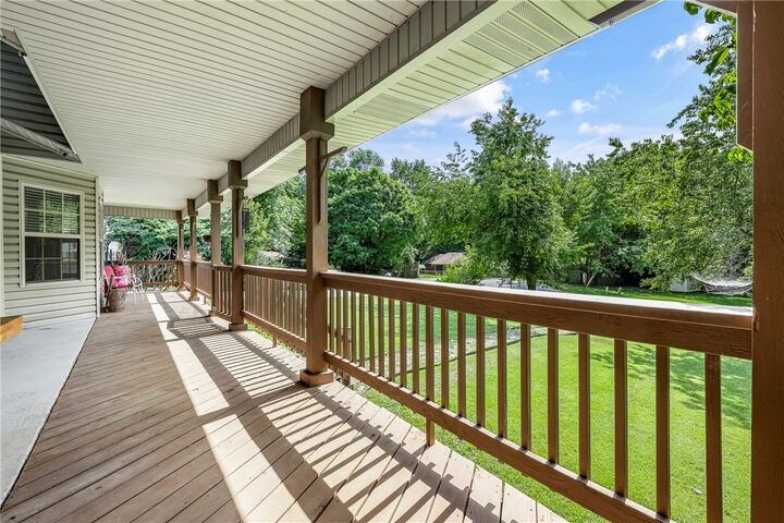 Property Photo:  20600 Lakeshore Drive  AR 72764 
