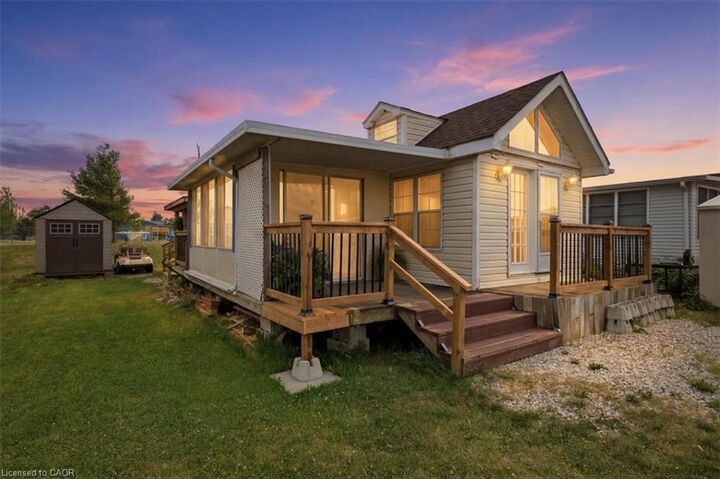 Property Photo: 659 Port Maitland Road 55L ON N1A 2W6