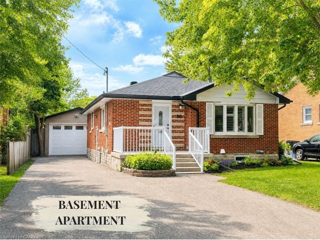 Property Photo: 90 Arlington Boulevard Bsmt ON N2A 2G9