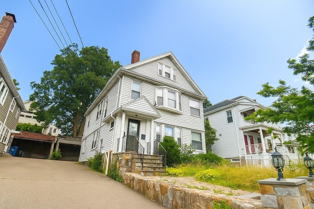 Property Photo:  31 Gilbert Rd 2  MA 02478 