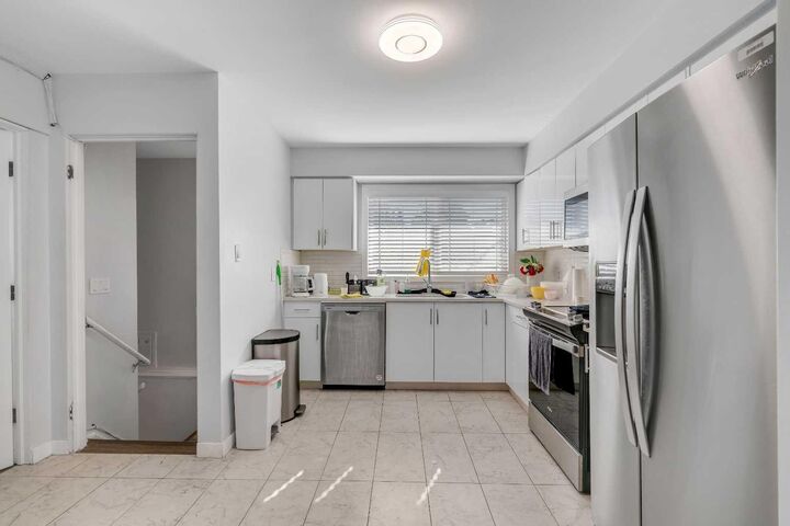 52 Fay Road SE — photo 1