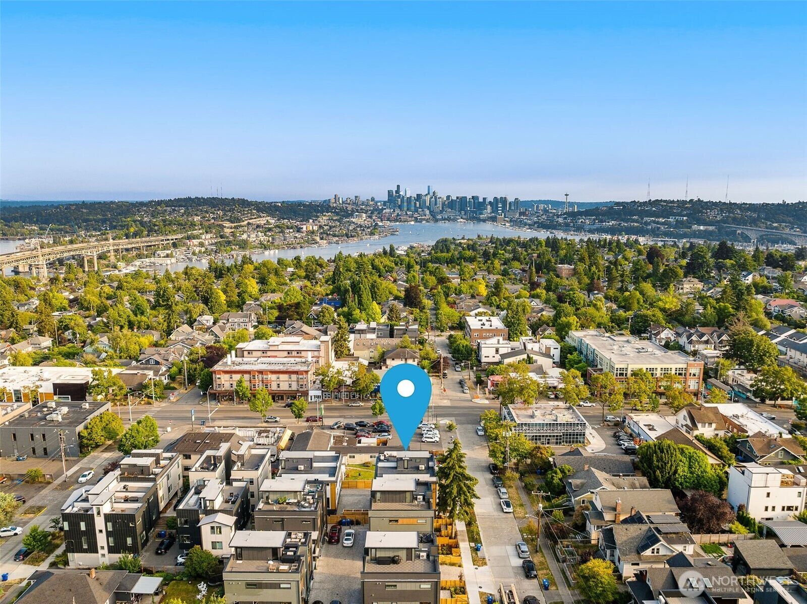 Property Photo:  4516 B  Corliss Avenue N  WA 98103 