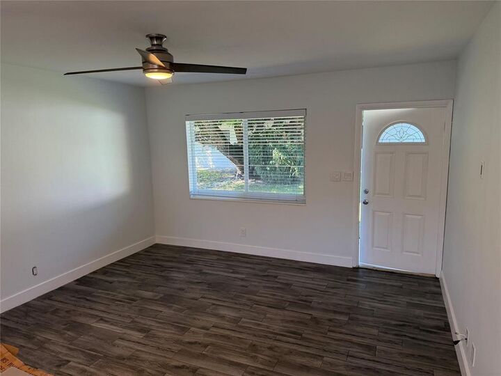 Property Photo:  1077 NE 34th Street 3  FL 33334 