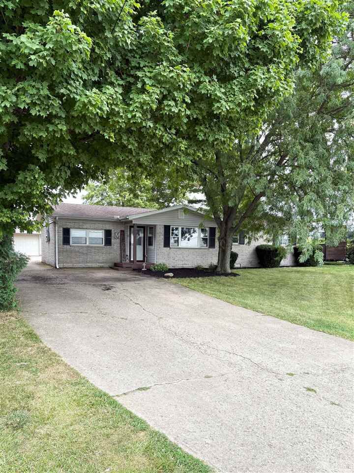 Property Photo:  631 N Centerville Rd  IN 47330 