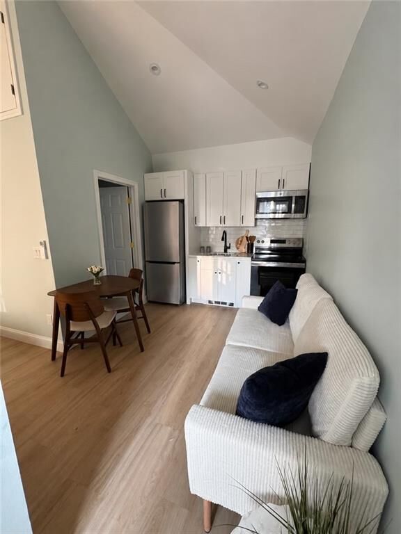 Property Photo:  58 Seventh Street 4  RI 02914 