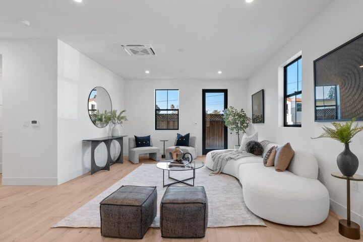 Property Photo: 134 Sunnyside Court CA 95008
