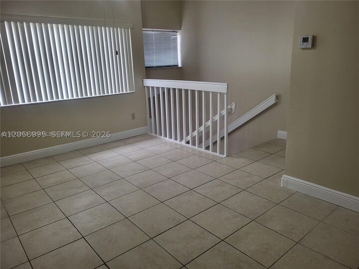 Property Photo: 9843 SW 138th Ave Ea2r FL 33186