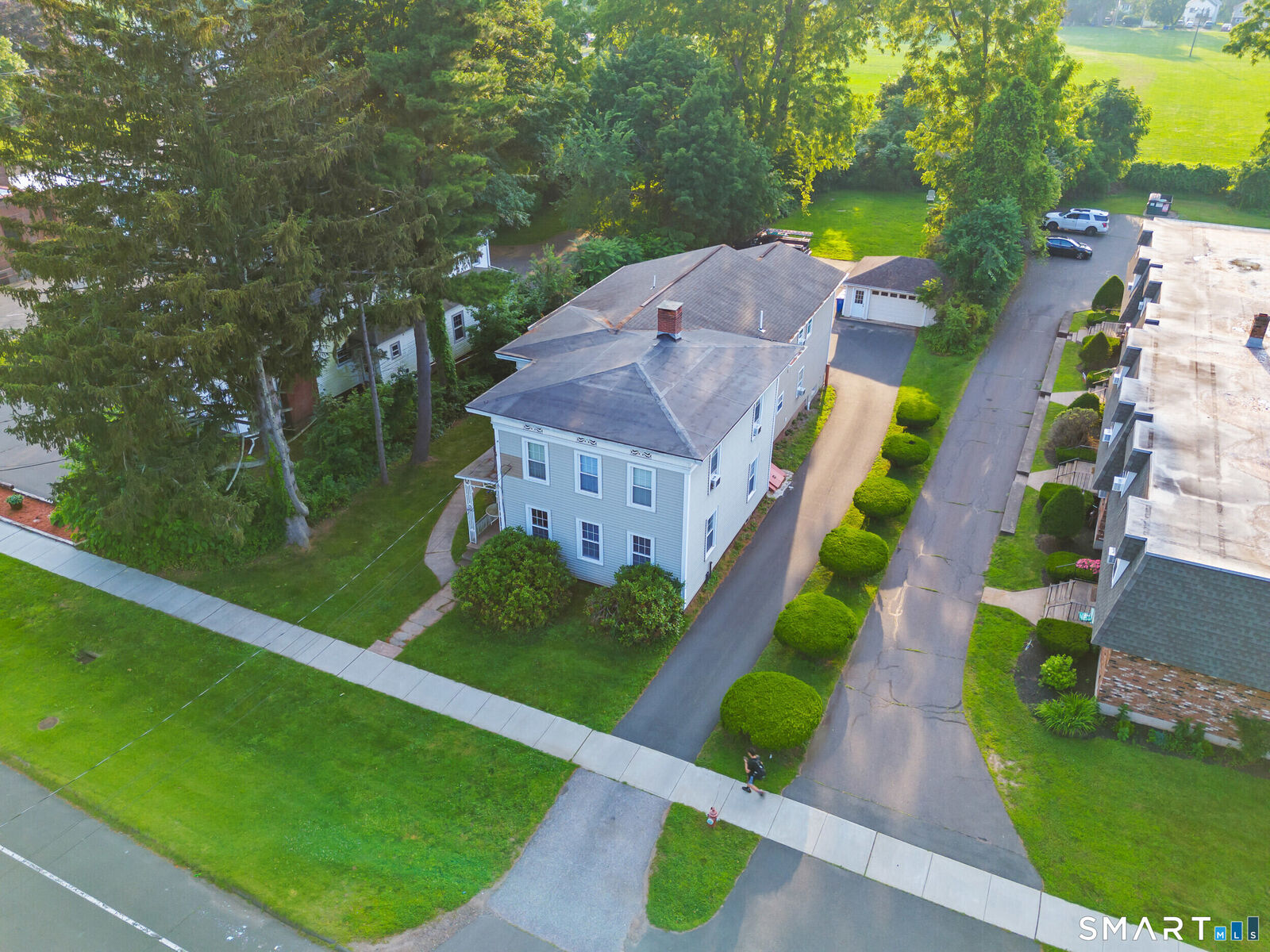 Property Photo:  324 Main Street 1  CT 06480 