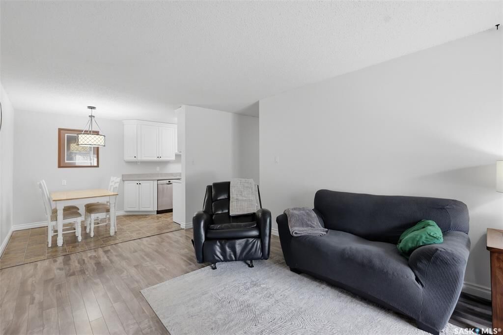 Property Photo: 310 Stillwater Drive 717 SK S7J 4H7