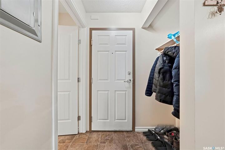 Property Photo: 515 28th Street E 210 SK S6V 1X8