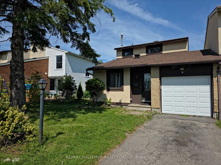 Property Photo:  16 Tedwyn Drive  ON K2J 1T8 