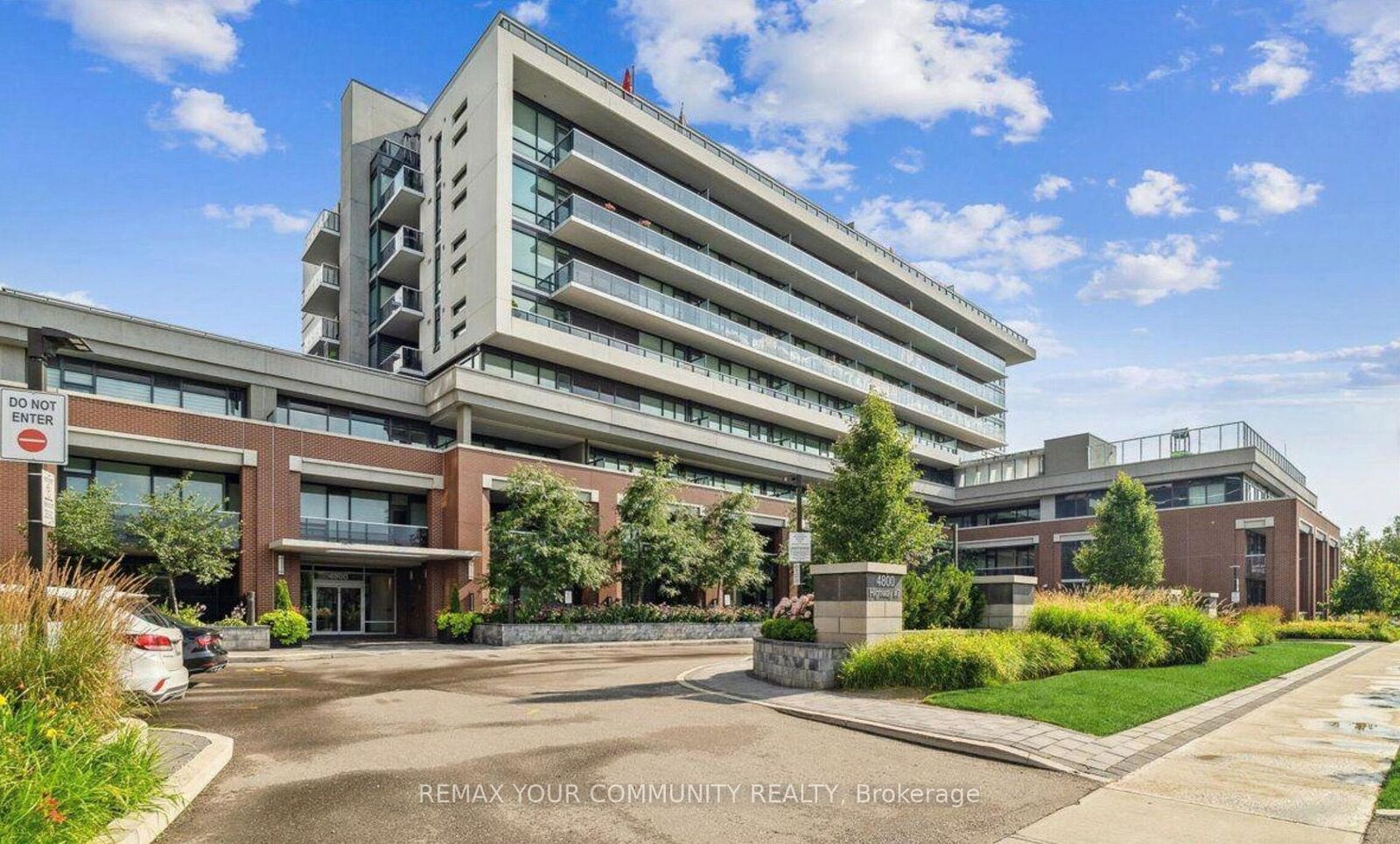 Property Photo:  4800 Highway 7 N/A 802  ON L4L 1H8 