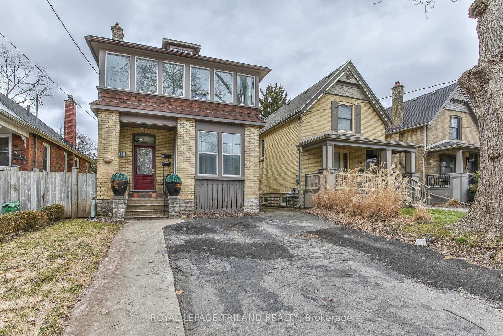 Property Photo: 918 William Street #Upper ON N5Y 2S6
