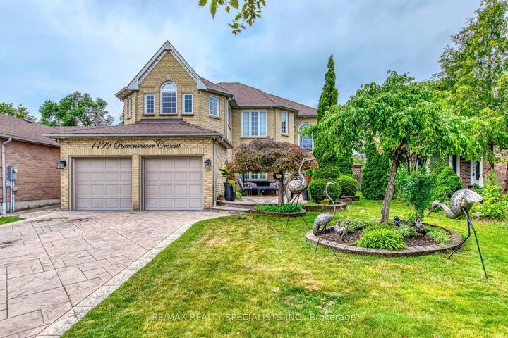 Property Photo:  1499 Ravensmoor Crescent  ON L5M 3L3 