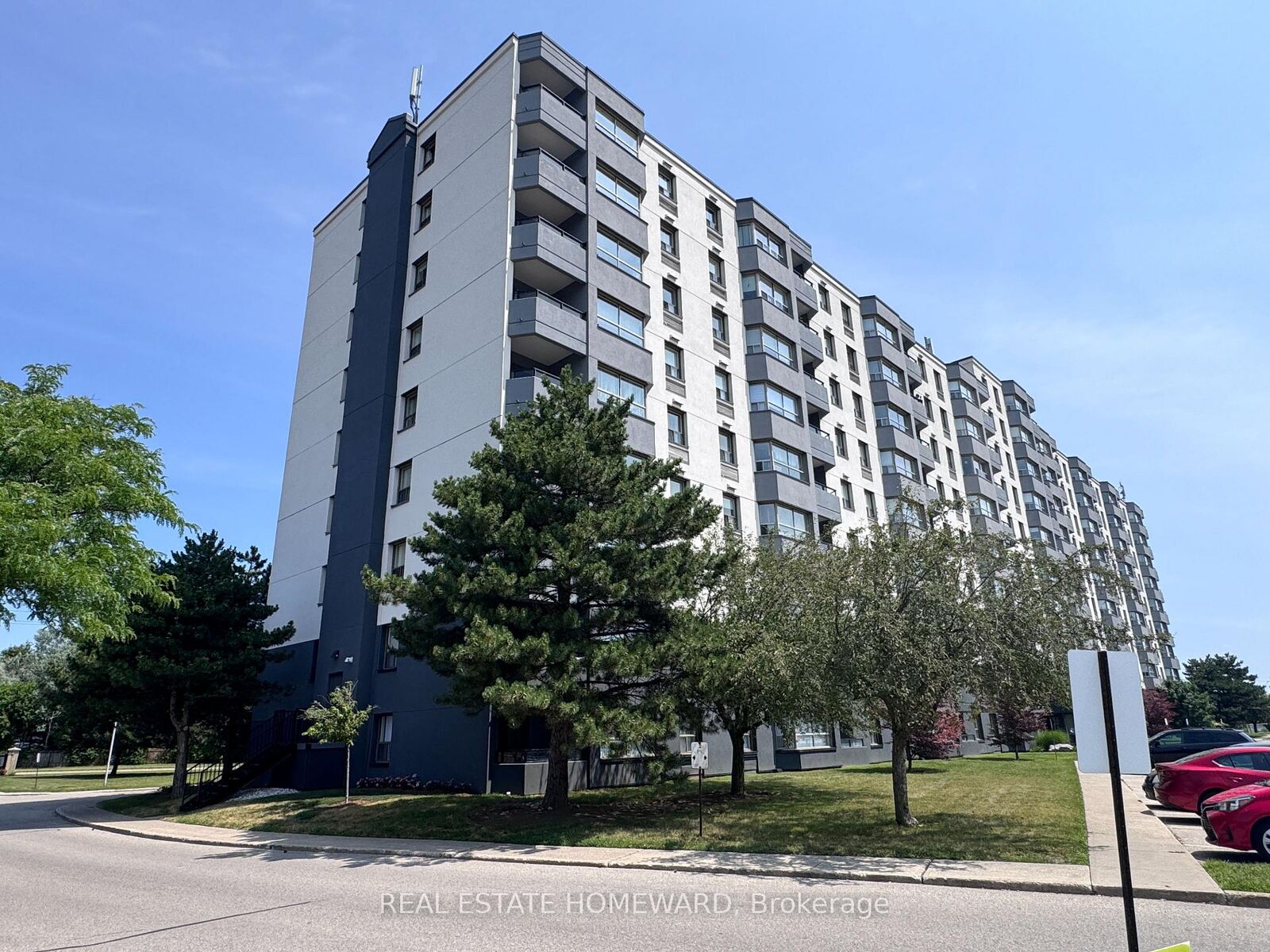 Property Photo: 200 Jamieson Parkway 609 ON N3C 4B5