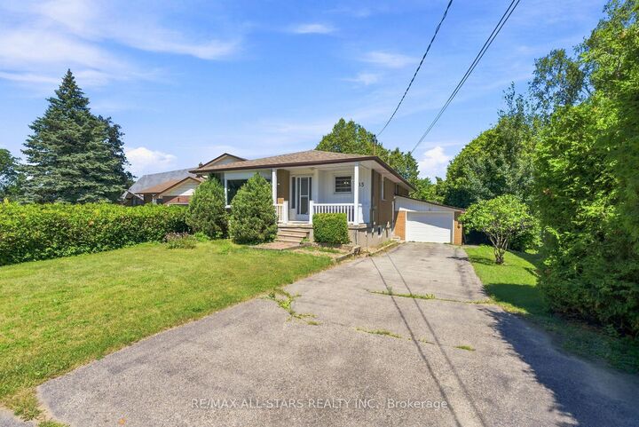 Property Photo:  85 Reach Street  ON L9P 1K4 