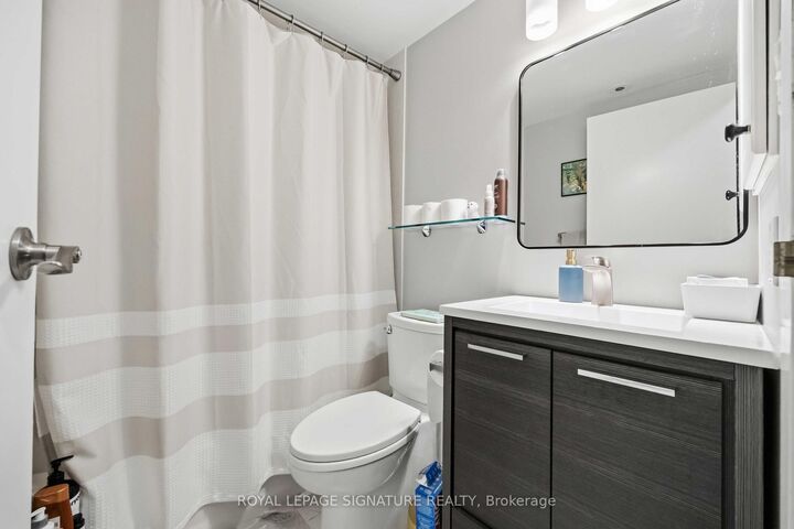 Property Photo:  38 Western Battery Road 616  ON M6K 3P1 