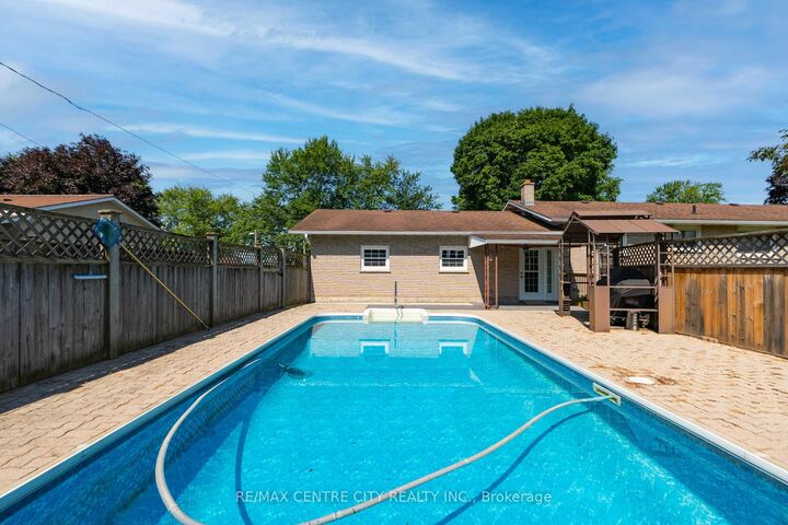 Property Photo:  8114 Sandytown Road  ON N0J 1Y0 