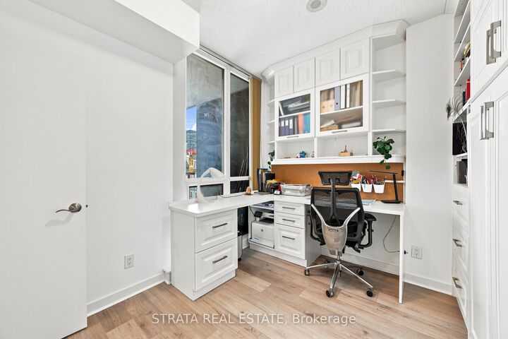 Property Photo: 320 Richmond Street E 615 ON M5A 1P9