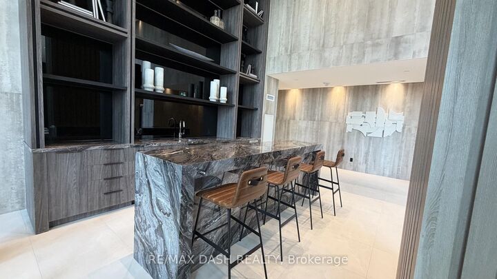 Property Photo:  6 Flavelle Trail 1416  ON L4L 1V8 