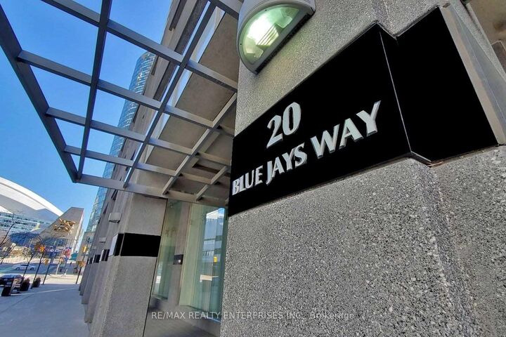 Property Photo:  20 Blue Jays Way 1017  ON M5V 3W6 