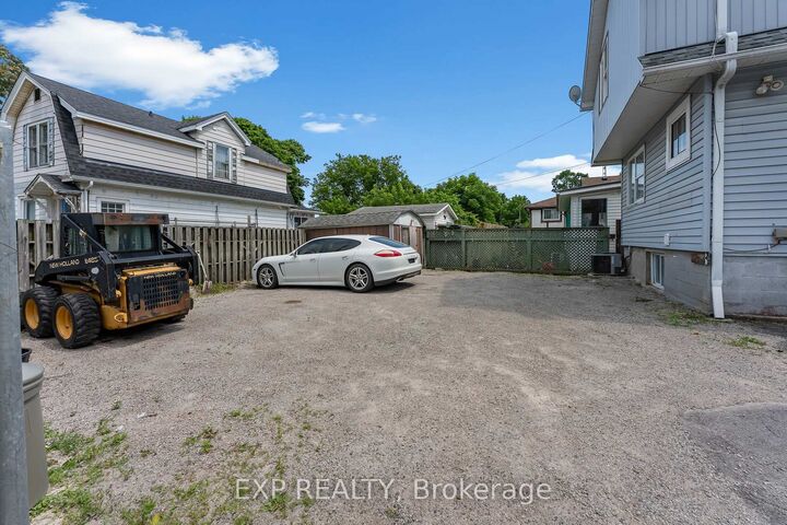 Property Photo: 4124 Terrace Avenue W Upper ON L2E 3J3