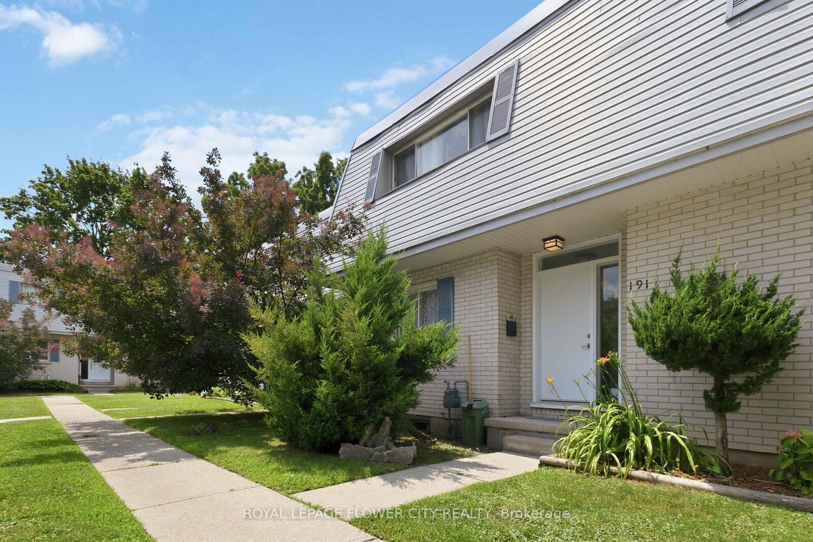 Property Photo: 191 Boullee Street ON N5Y 1T9