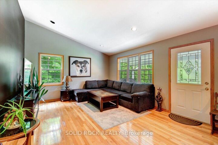 313 Pine Grove Road — photo 1