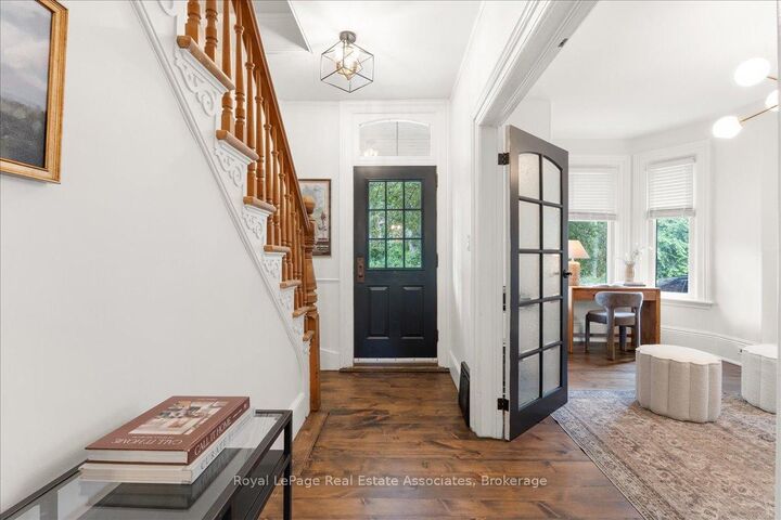 Property Photo:  21 Peace Street  ON L0E 1E0 
