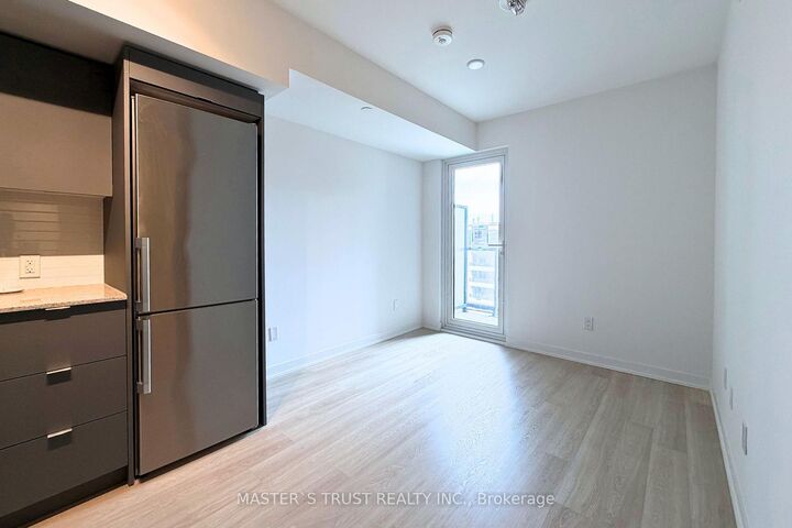 Property Photo:  500 Wilson Avenue 629  ON M3H 0E5 