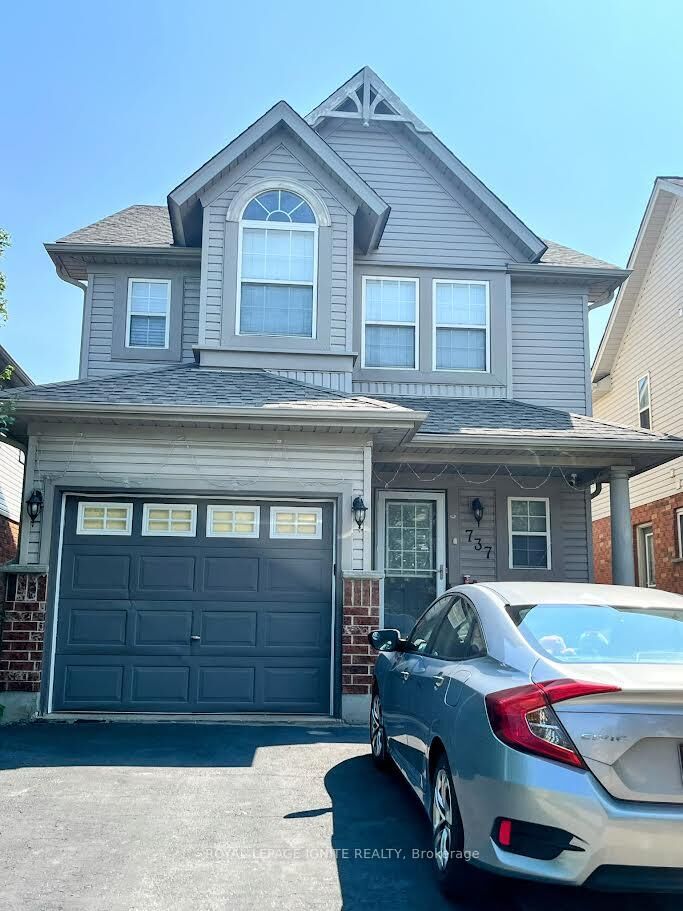 Property Photo:  737 Grand Banks Drive  ON N2K 4N2 