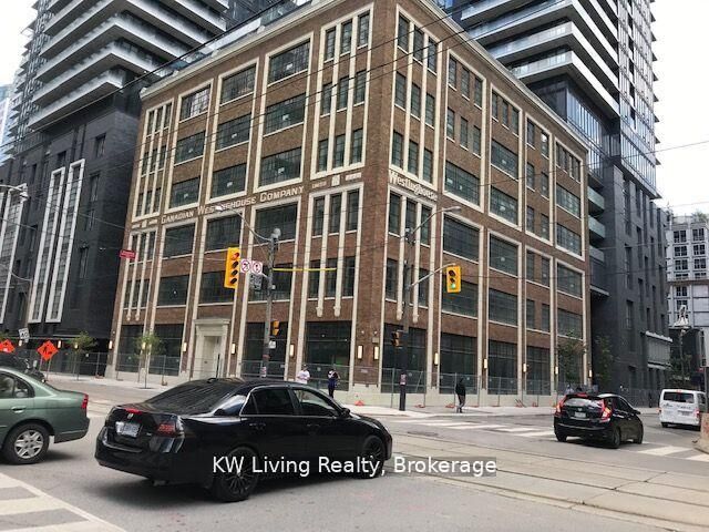 Property Photo:  115 Blue Jays Way 4001  ON M5V 0N4 