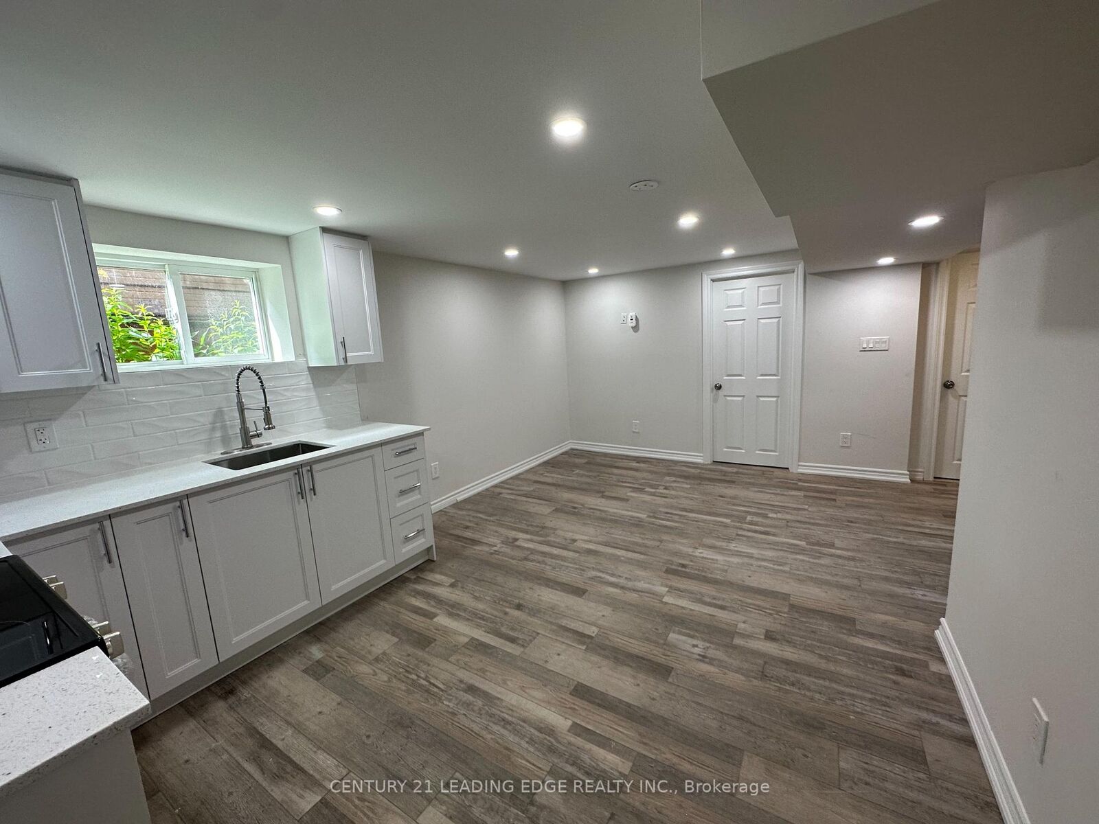 Property Photo: 11 White Abbey Park Bsmt ON M1R 4R3