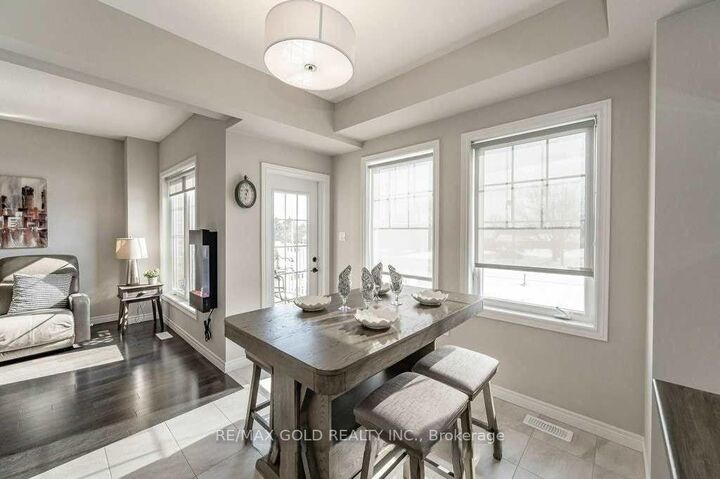 Property Photo:  5 Pim Lane  ON L9K 0K1 