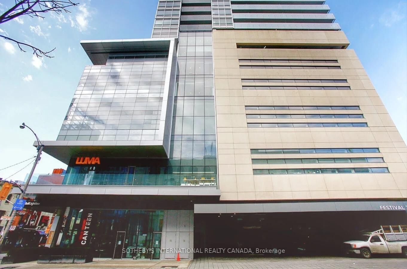 Property Photo:  80 John Street 1310  ON M5V 3X4 