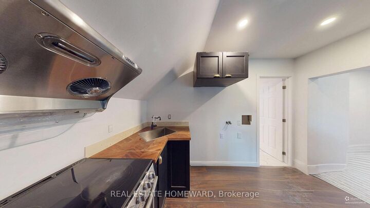 Property Photo:  73 Mary Street 3-73  ON L4N 1T2 