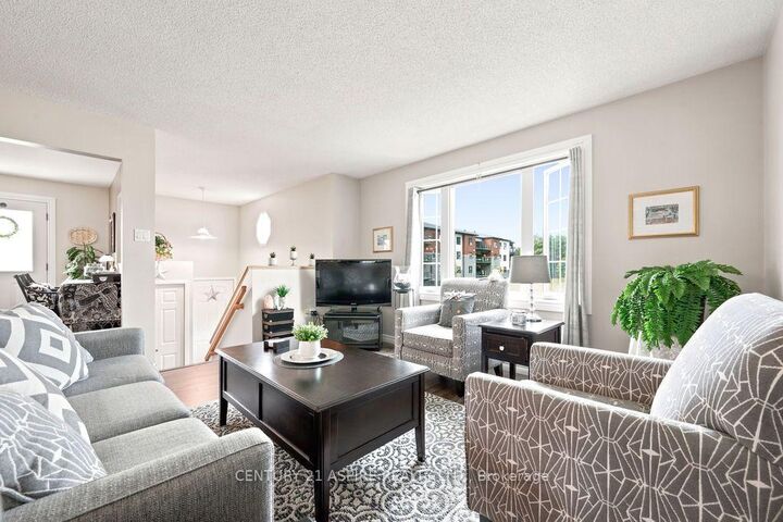 Property Photo:  3 Highland Park Drive  ON K8H 3S2 
